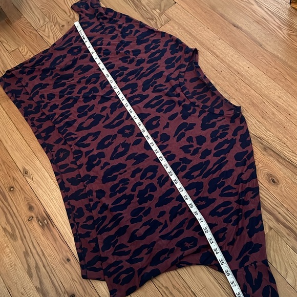 Soprano Leopard Print Short Dolmen Sleeve Top Size M - Picture 4 of 6